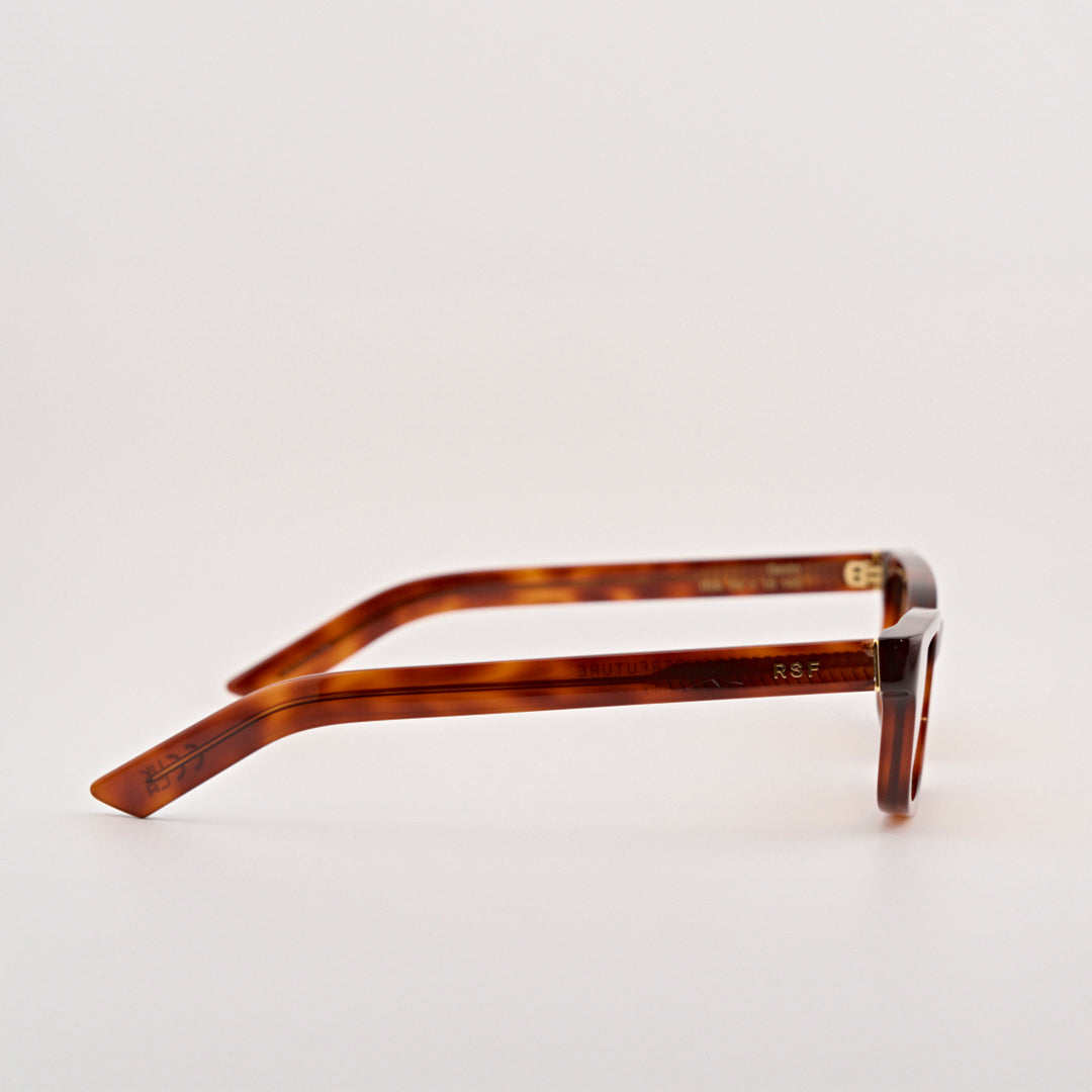 RETROSUPERFUTURE GESTO HAVANA DIVERSA